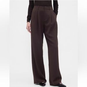 *NWT* GAP Dark Brown Trousers